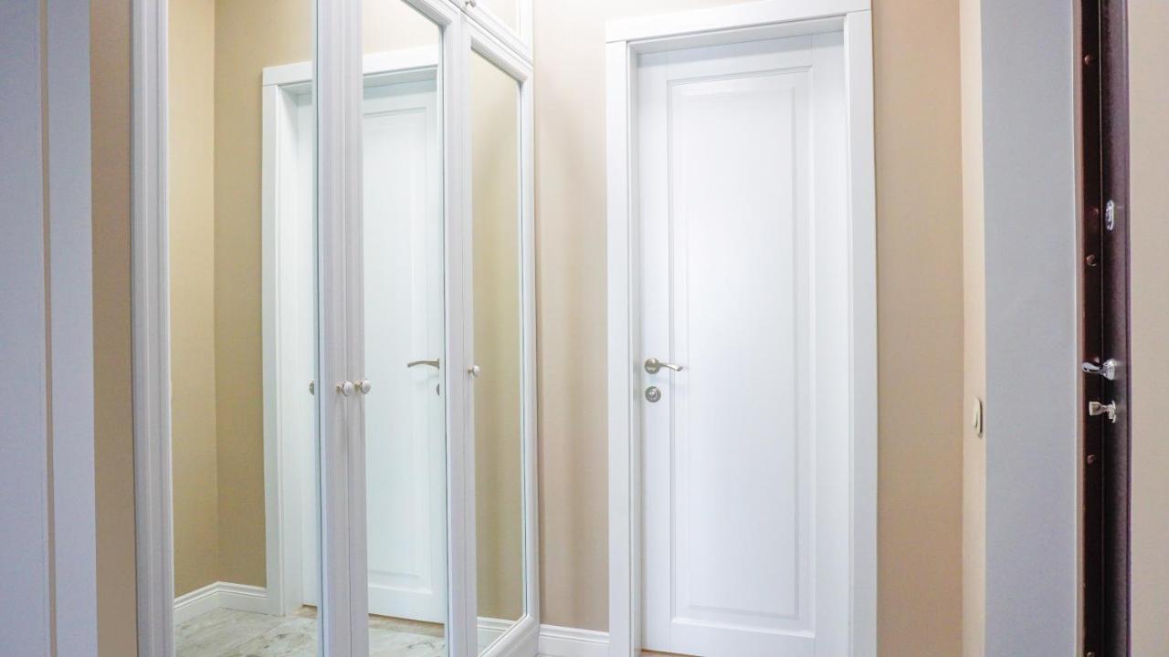 Luxury Apartment Near Metro Station Osokorky Kiev Exteriör bild